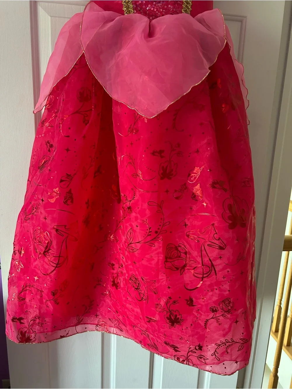 Disney Store Aurora sleeping beauty dress size 13 pink older big tall girl roses